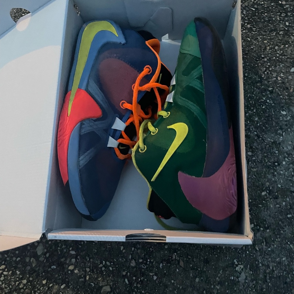 giannis antetokounmpo shoes